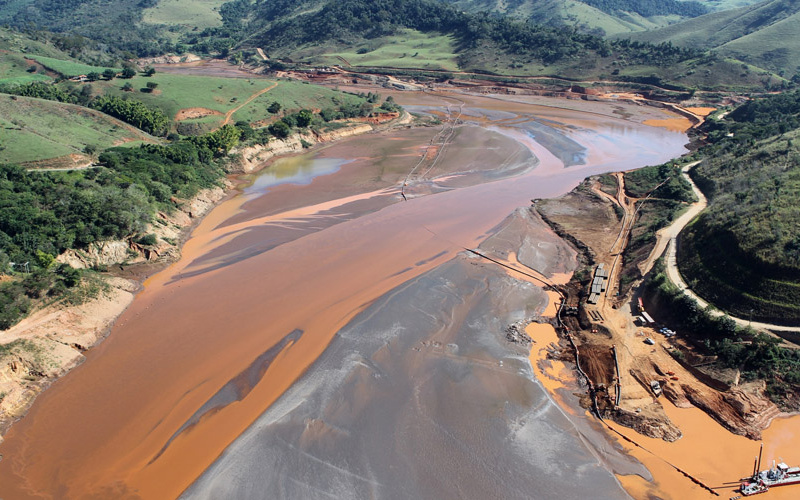 The Candonga Reservoir downstream of the dam site was heavily affected by the spill.